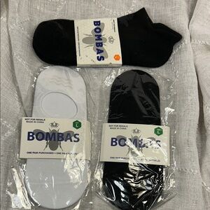 NWT Bombas bundle of 3 pairs low socks stamped sz L